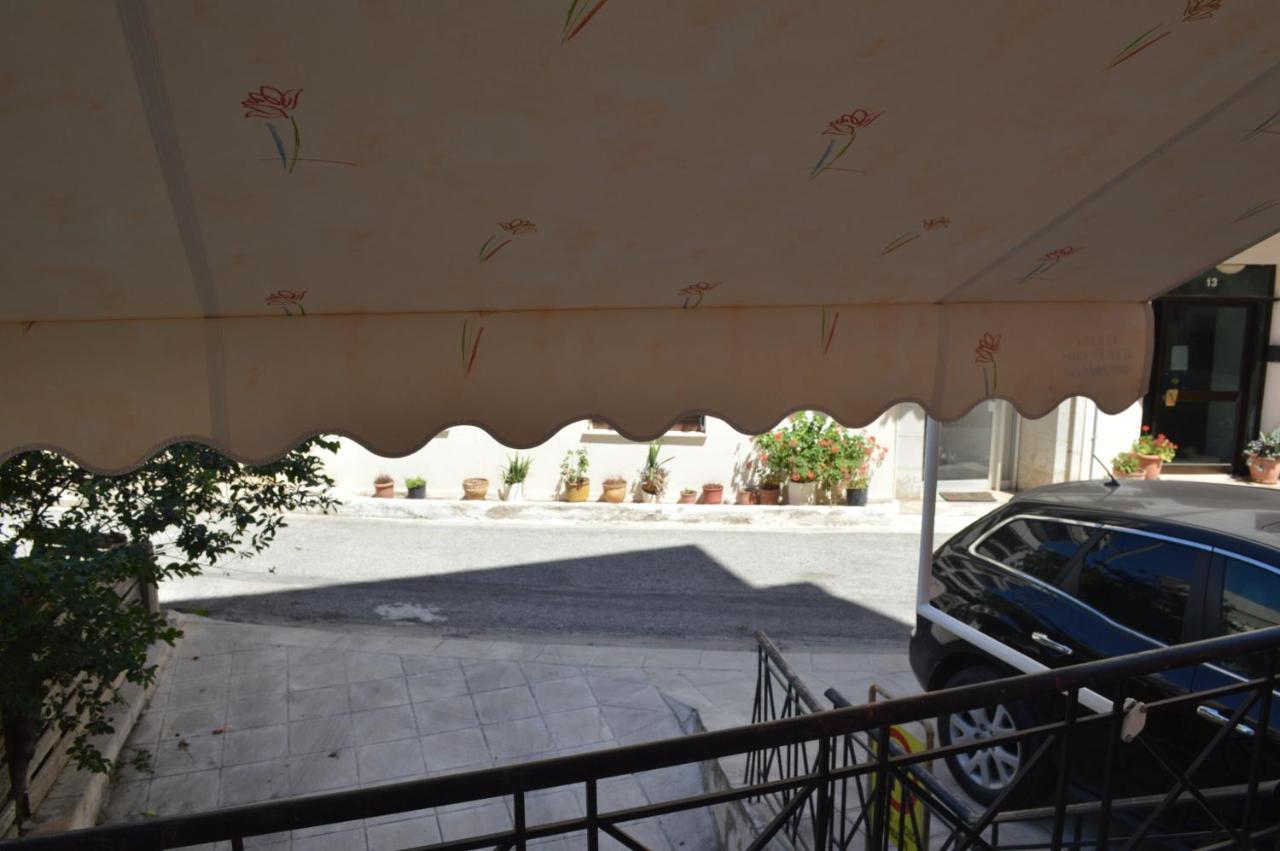 Anastasias Apartment Center City By Dimitropoulos Aigio Exterior foto